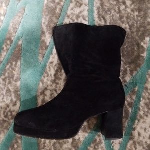 Vertan black boots